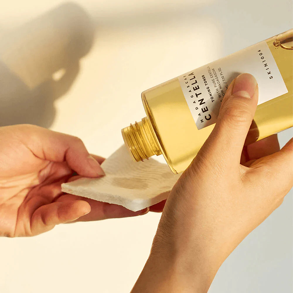 SKIN1004 - Madagascar Centella Toning Toner - 210ml | Tónico Facial Calmante y Exfoliante Suave
