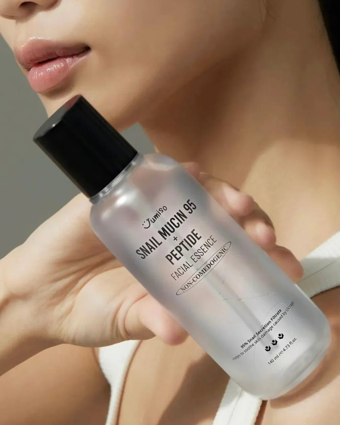 Jumiso - Snail Mucin 95 + Peptide Facial Essence - 140ml | Esencia Facial Reparadora y Reafirmante