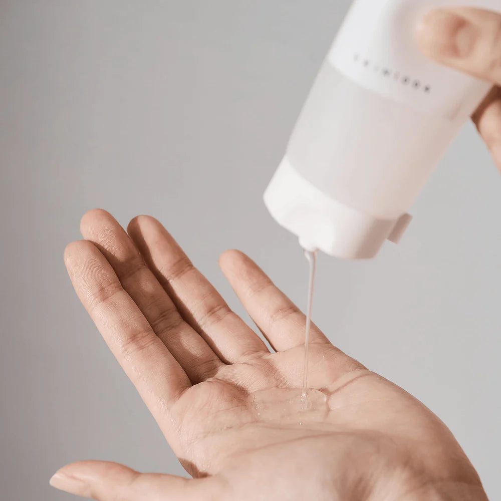 SKIN1004 - Madagascar Centella Tone Brightening Cleansing Gel Foam - 125ml | Limpiador Facial Unificador de Tono