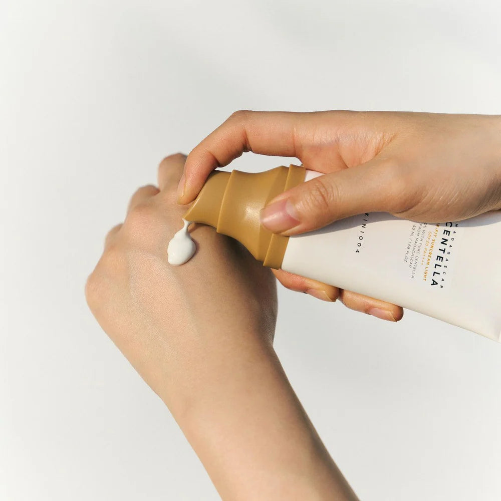 SKIN1004 - Madagascar Centella Air-Fit Suncream Light SPF30 PA++++ - 50ml | Protector Solar Fisico/Mineral